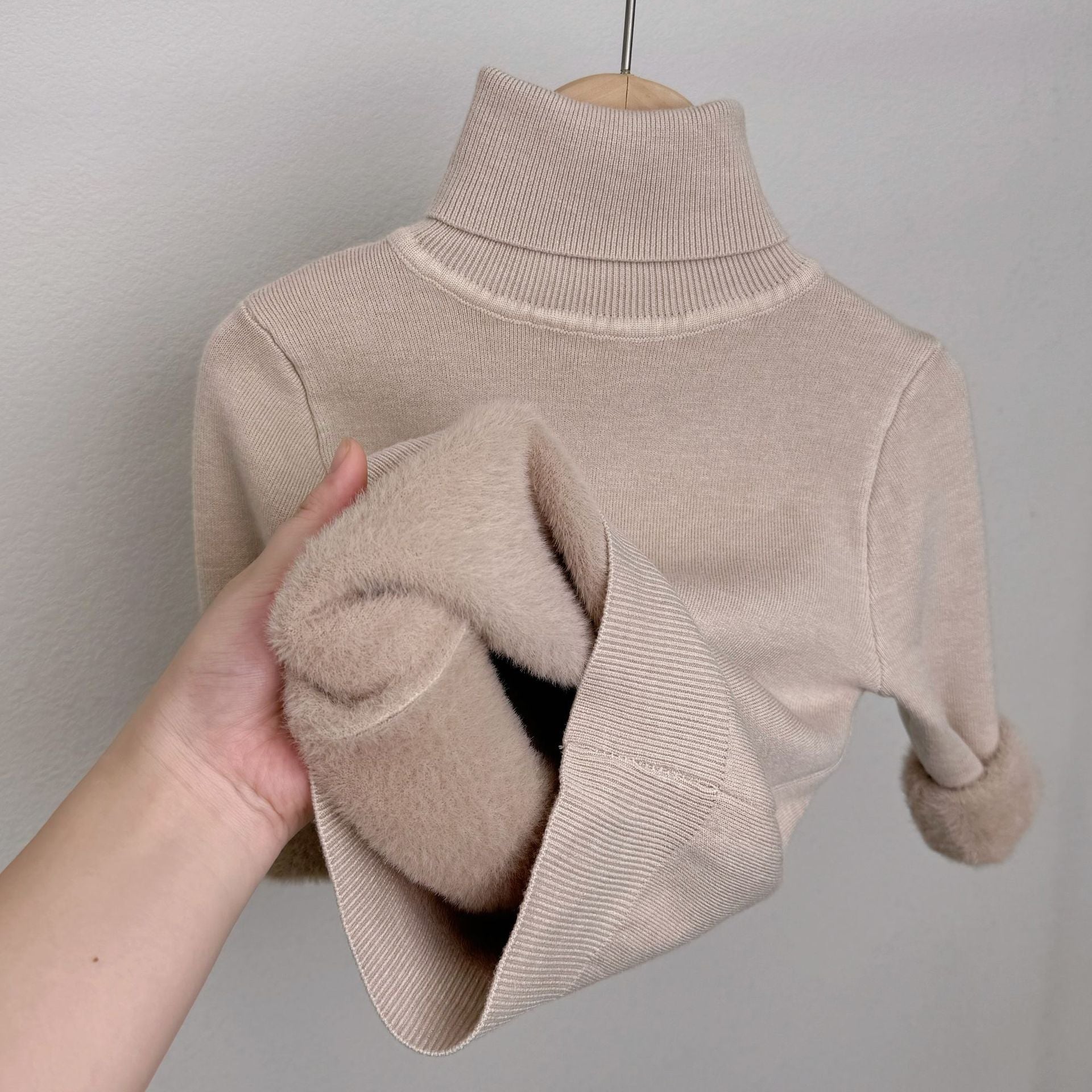 Vilora™ - Fleece-Lined Knit Sweater