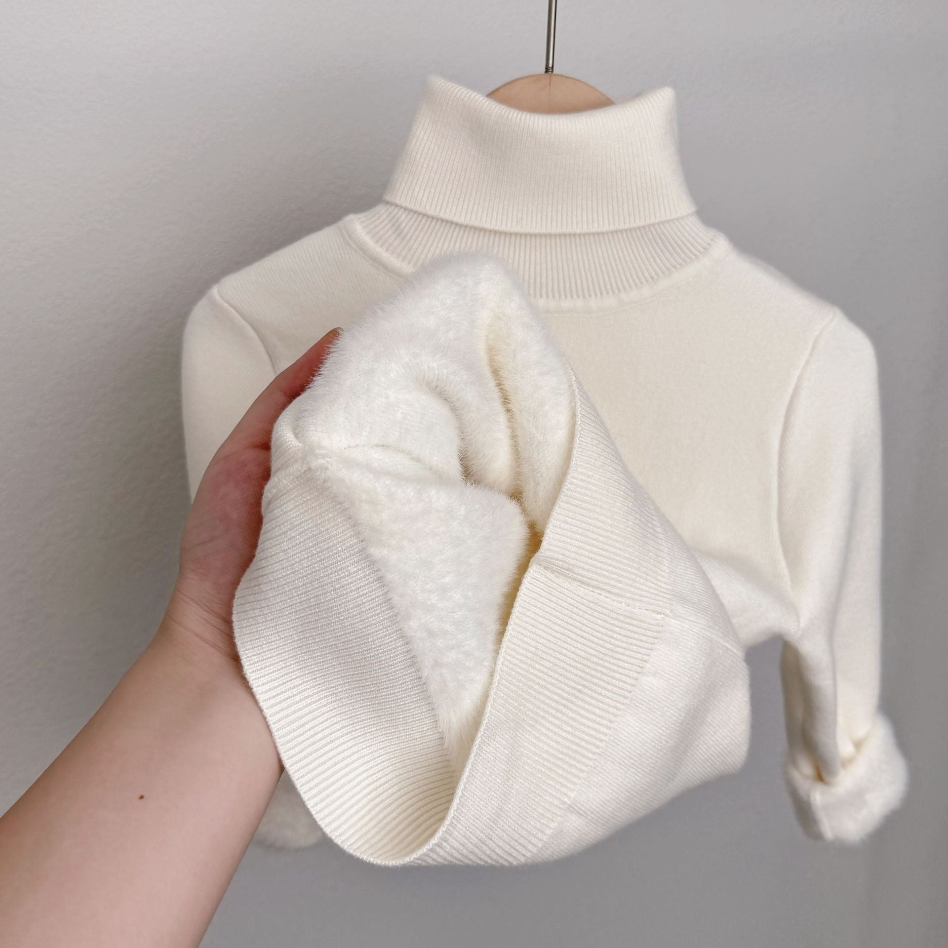 Vilora™ - Fleece-Lined Knit Sweater