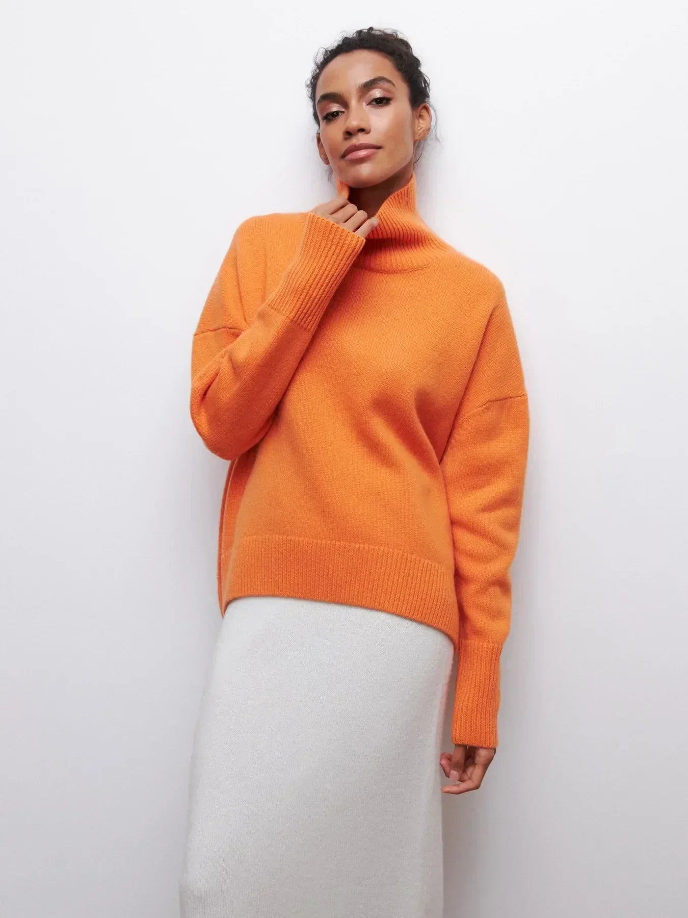 Vilora™ - Elegant Turtleneck Sweater