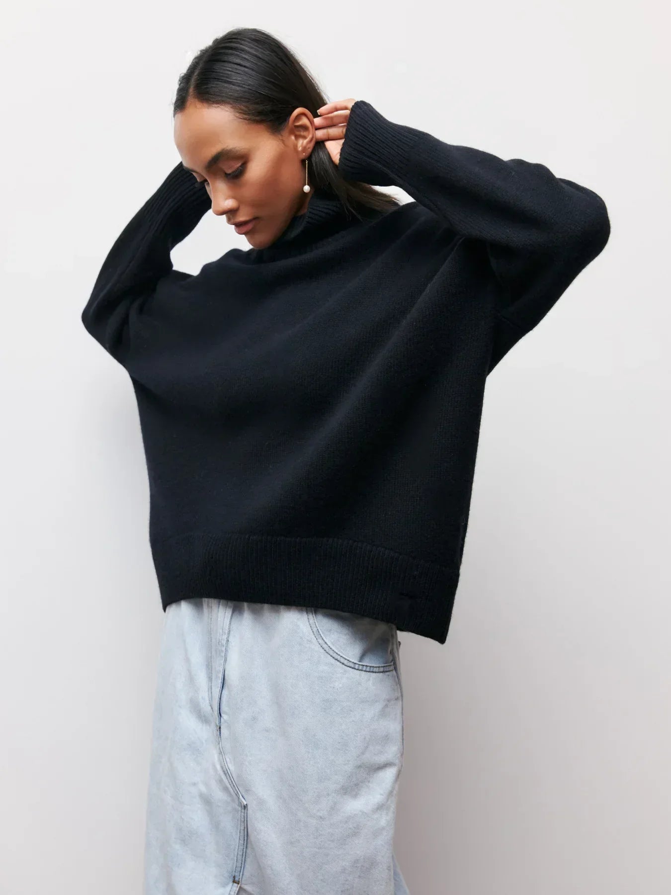 Vilora™ - Elegant Turtleneck Sweater