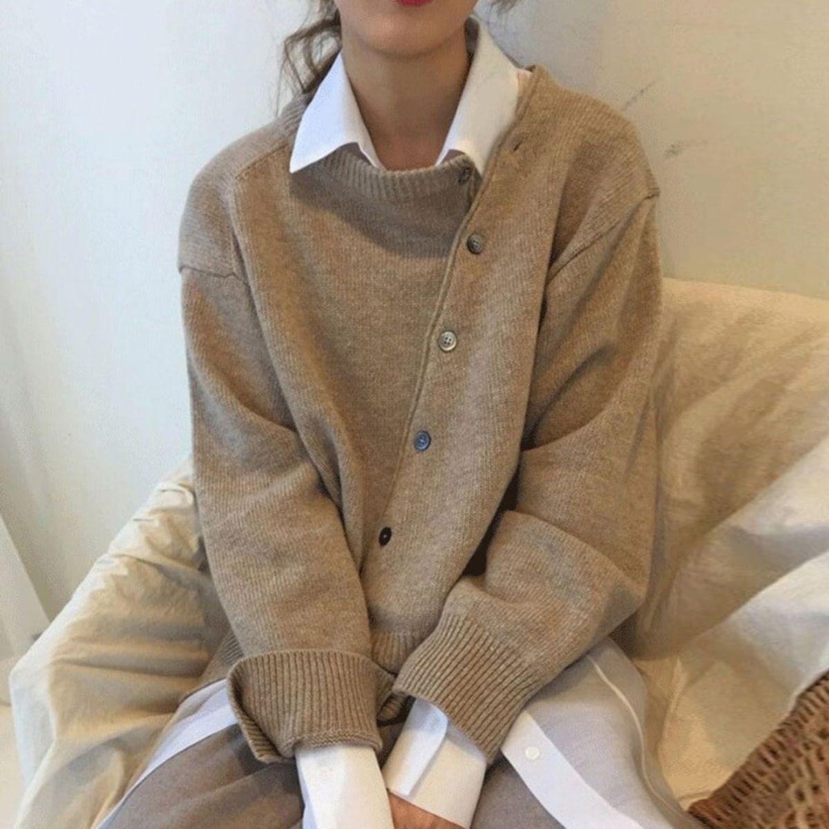 Vilora™ - Asymmetric Button Cardigan