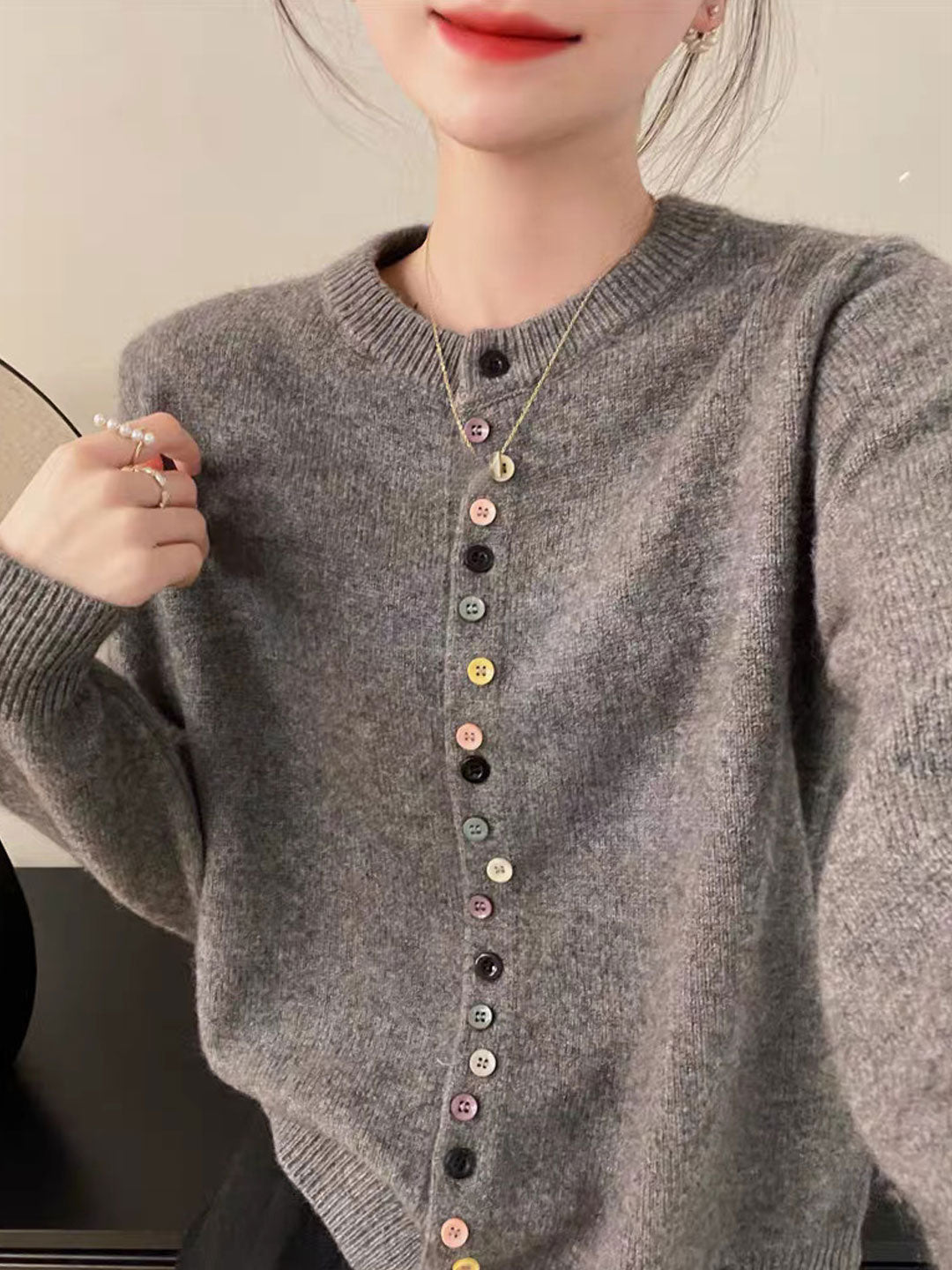 Vilora™ - Elegant Buttoned Knit Cardigan