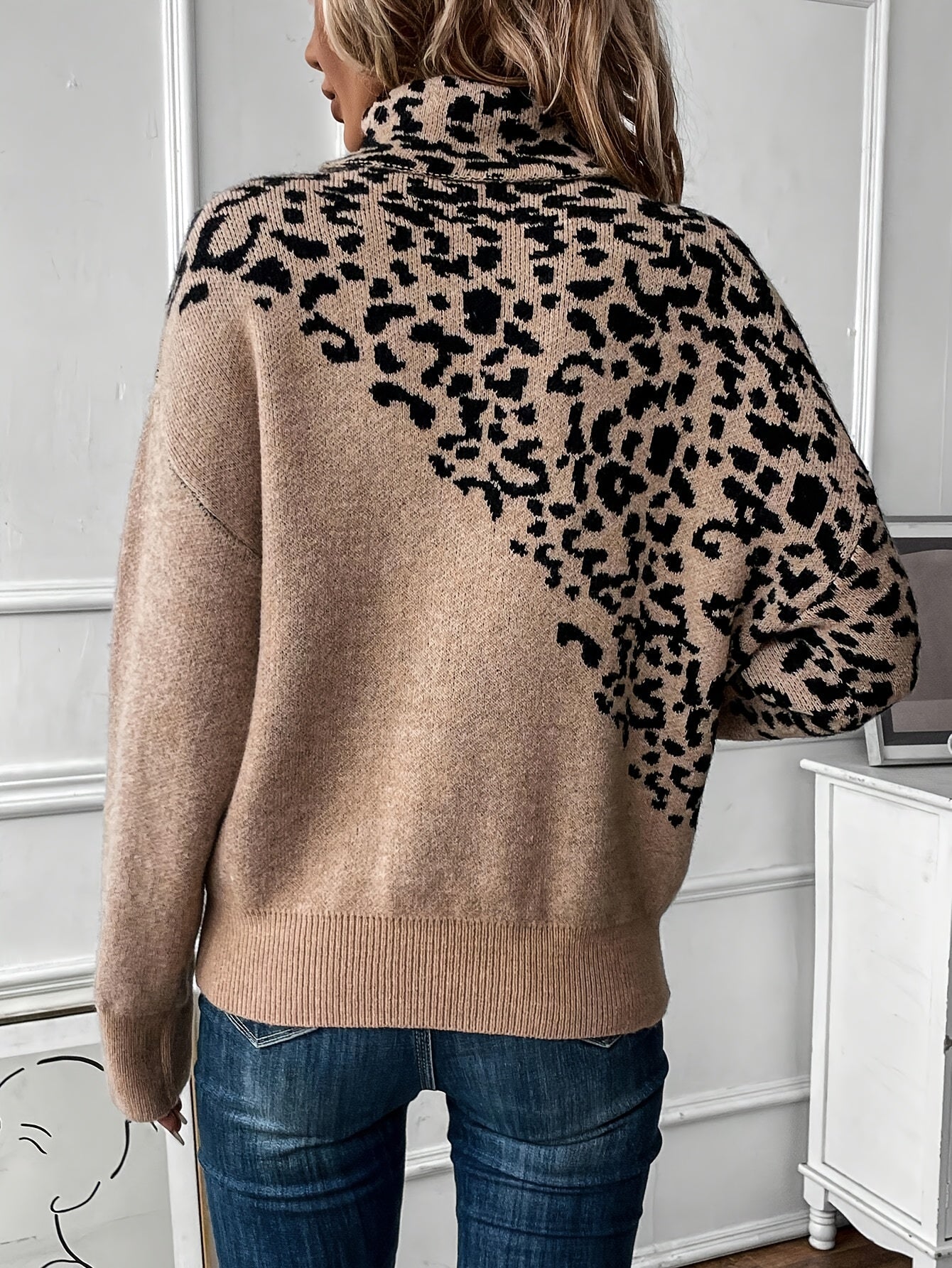 Vilora™  - Leopard Sweater