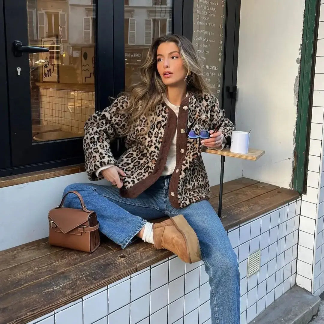 Vilora™ - Chic Leopard Cardigan
