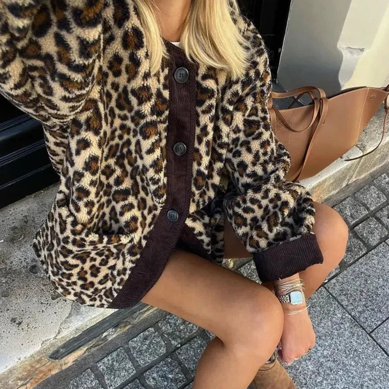 Vilora™ - Chic Leopard Cardigan